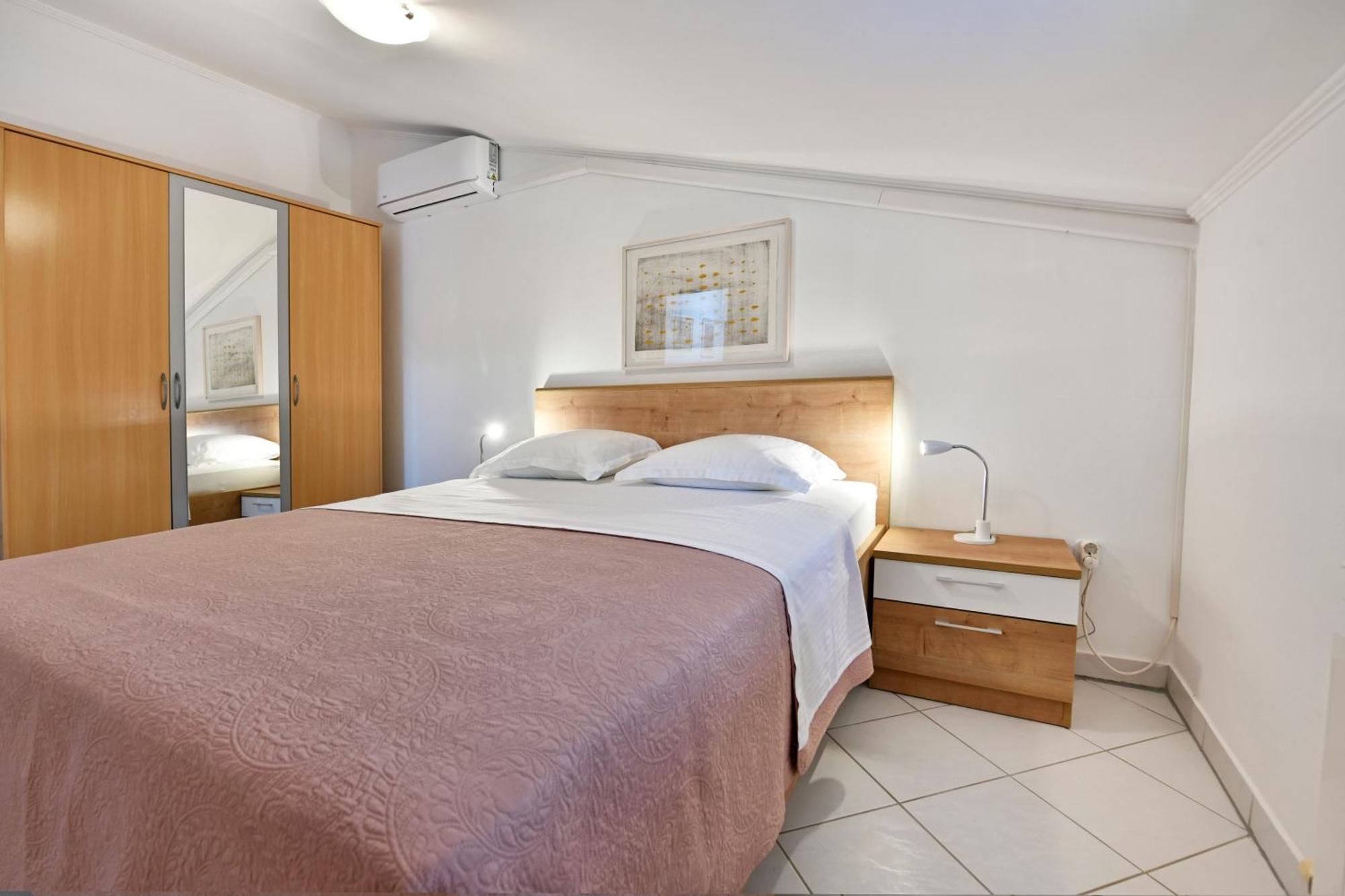 Apartments Pilic Rosini Eksteriør billede